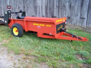 175 bu. Manure Spreader